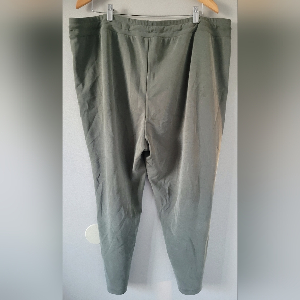 Chico's Zenergy Olive Drawstring Crop Track/Gym Pants Pull On 4R/20-22 - Picture 15 of 16